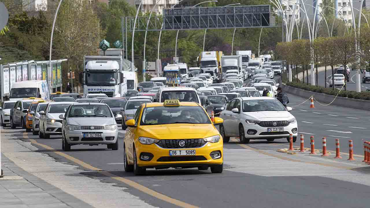 Bugün Ankara'da trafiğe kapalı olacak yollar belli oldu!