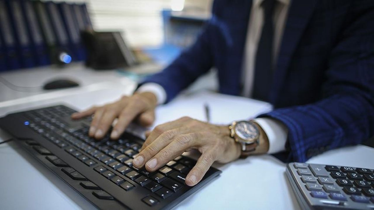 MEB yüksek maaşla sözleşmeli personel alımı yapacak!