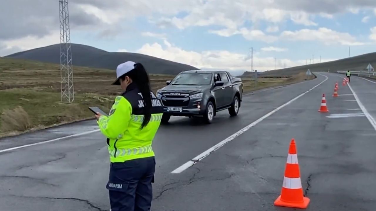 Bir haftada 600 bin 17 araç denetlendi!
